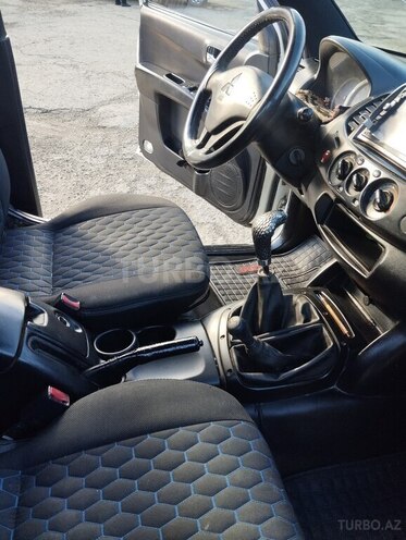 Mitsubishi L200 2008, 537,000 km - 2.5 л - Bakı