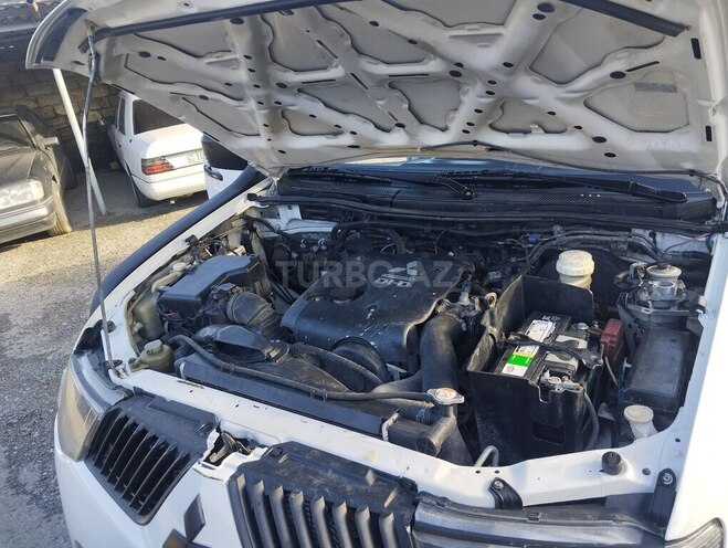 Mitsubishi L200 2008, 537,000 km - 2.5 л - Bakı