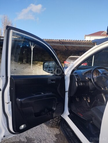 Mitsubishi L200 2008, 537,000 km - 2.5 л - Bakı