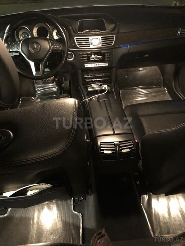 Mercedes E 200 2013, 177,600 km - 2.0 l - Sumqayıt