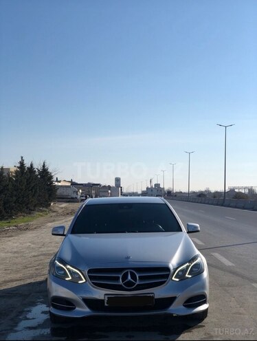 Mercedes E 200 2013, 177,600 km - 2.0 l - Sumqayıt