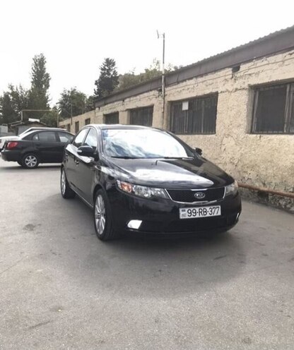 Kia Cerato 2010, 234,400 km - 1.6 l - Naftalan
