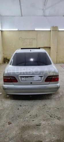 Mercedes E 320 2000, 373,331 km - 3.2 l - Bakı