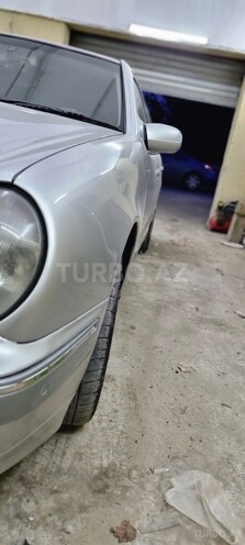 Mercedes E 320 2000, 373,331 km - 3.2 l - Bakı