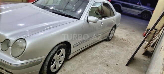 Mercedes E 320 2000, 373,331 km - 3.2 l - Bakı