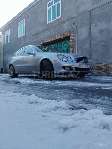 Mercedes E 300 2006, 210,950 km - 3.0 l - Göyçay
