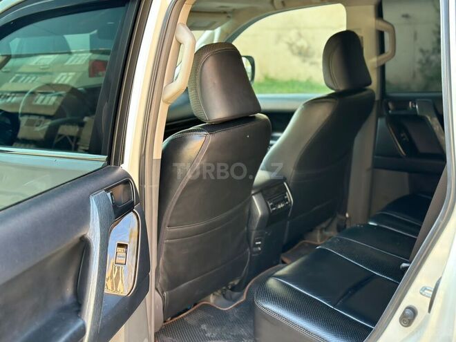 Toyota Prado 2010, 198,000 km - 2.7 л - Gəncə
