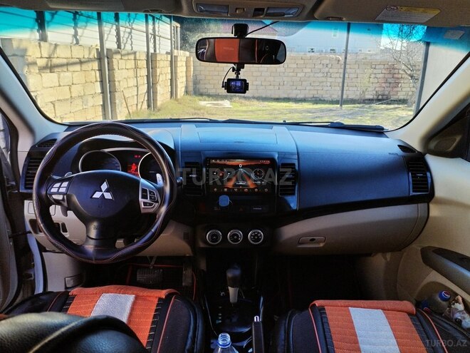 Mitsubishi Outlander 2009, 226,232 km - 2.4 l - Bakı