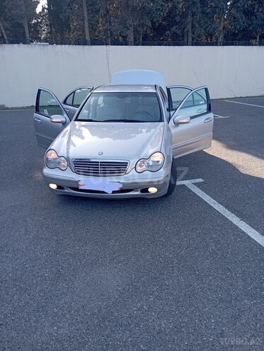 Mercedes C 200 2001, 261,500 km - 2.0 l - Sumqayıt