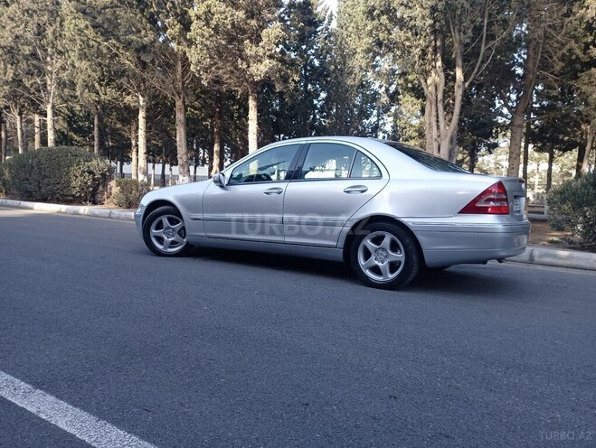 Mercedes C 200 2001, 261,500 km - 2.0 l - Sumqayıt