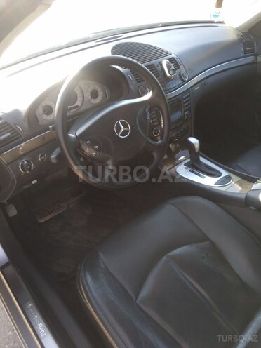 Mercedes E 240 2002, 270,000 km - 2.4 л - Göyçay