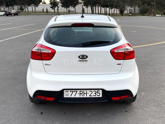 Kia Rio 2014, 110,467 km - 1.6 л - Bakı