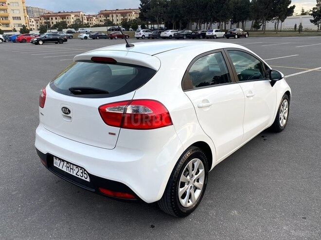 Kia Rio 2014, 110,467 km - 1.6 л - Bakı