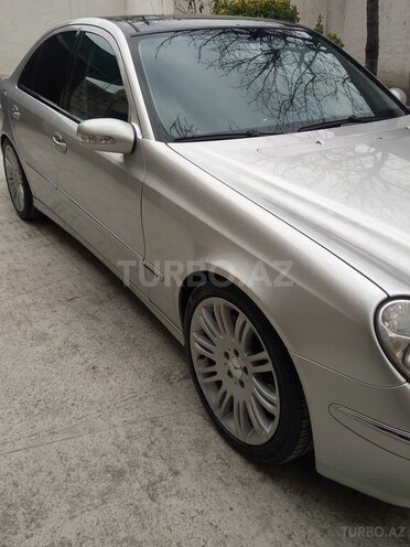 Mercedes E 240 2002, 270,000 km - 2.4 л - Göyçay