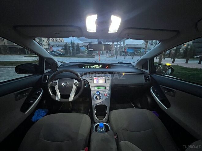 Toyota Prius 2012, 178,000 km - 1.8 l - Bakı