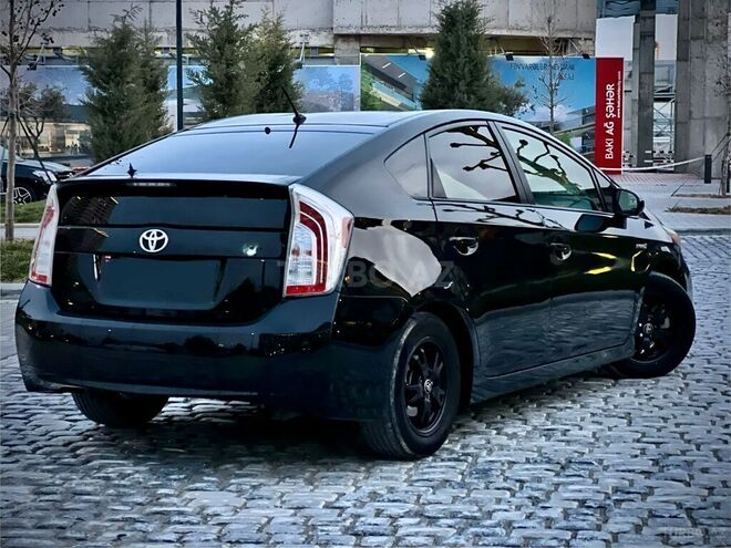 Toyota Prius 2012, 178,000 km - 1.8 l - Bakı