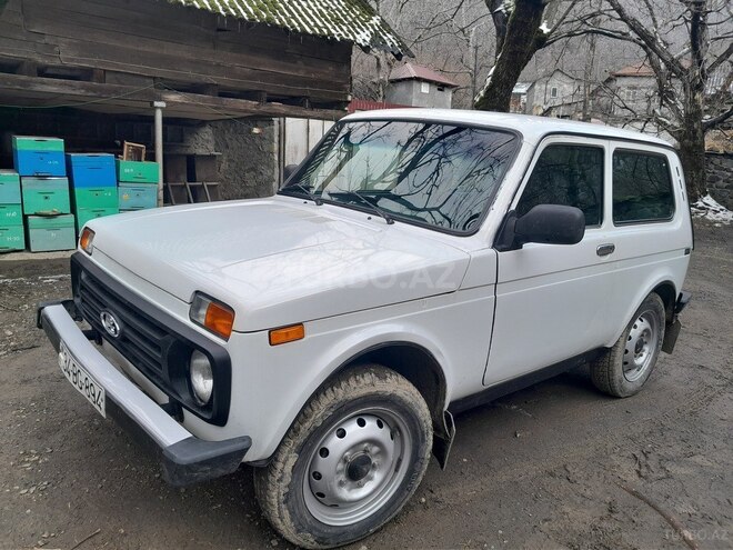 LADA (VAZ) Niva 2007, 220,000 km - 1.7 l - Qax