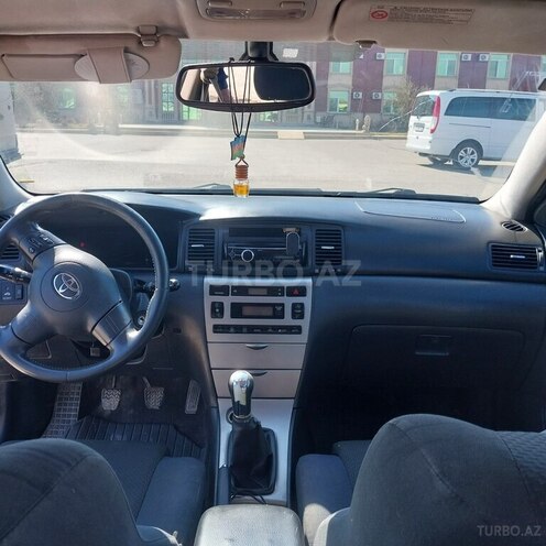 Toyota Corolla 2006, 256,000 km - 1.4 l - Bakı