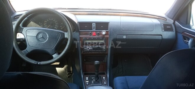 Mercedes C 250 1997, 250,000 km - 2.5 л - İmişli