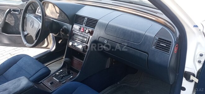 Mercedes C 250 1997, 250,000 km - 2.5 л - İmişli