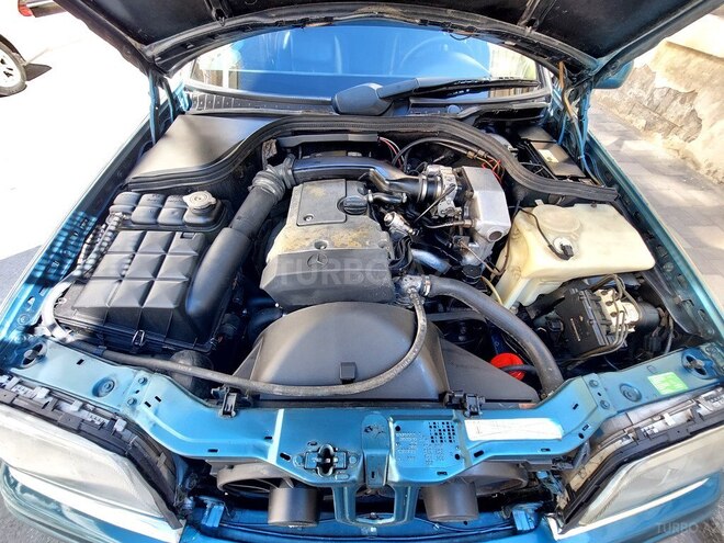 Mercedes C 200 1996, 230,000 km - 2.0 l - Bakı