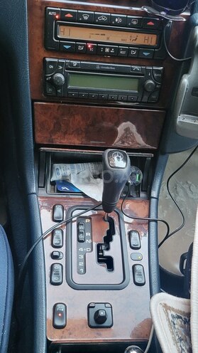 Mercedes E 200 1998, 245,000 km - 2.0 l - Bakı