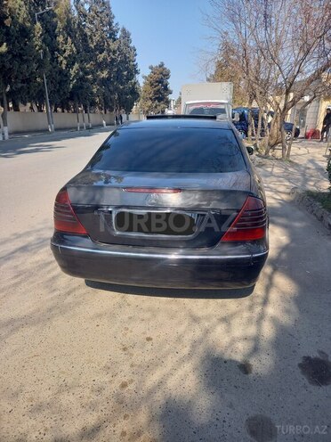 Mercedes E 270 2002, 392,000 km - 2.7 л - Şirvan