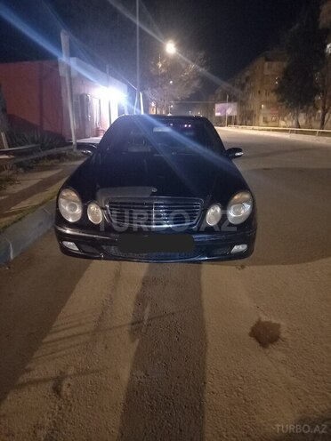 Mercedes E 270 2002, 392,000 km - 2.7 л - Şirvan