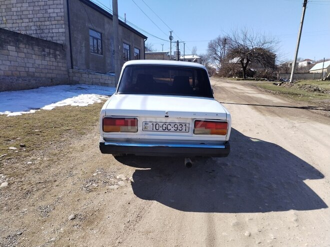 LADA (VAZ) 2107 1999, 54,000 km - 1.6 л - Quba