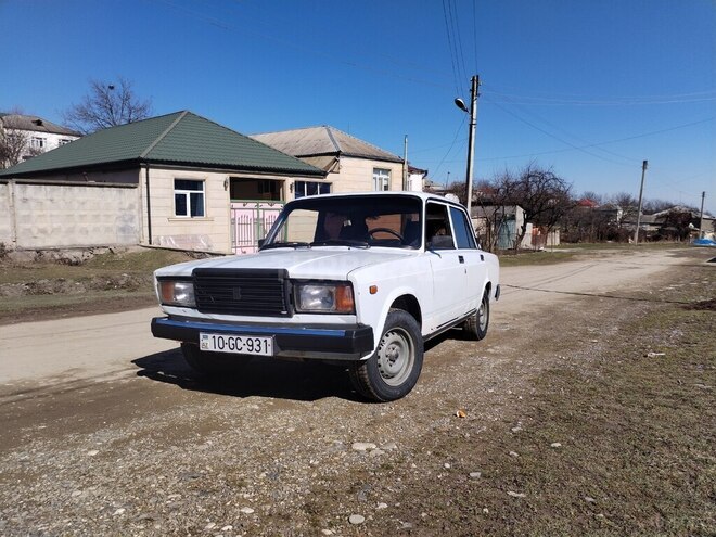LADA (VAZ) 2107 1999, 54,000 km - 1.6 л - Quba