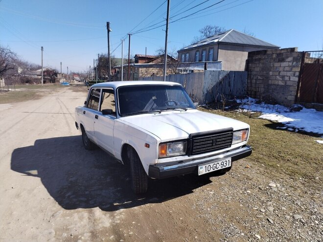 LADA (VAZ) 2107 1999, 54,000 km - 1.6 л - Quba