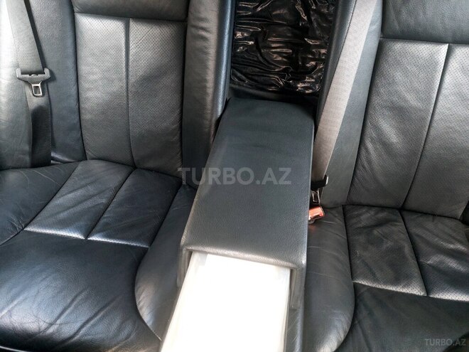 Mercedes E 240 2002, 280,500 km - 2.4 l - Bakı