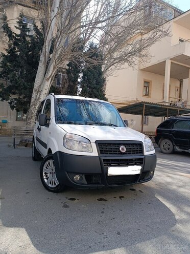 Fiat Doblo 2010, 260,000 km - 1.4 л - Bakı