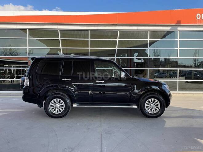 Mitsubishi Pajero 2011, 140,500 km - 3.5 l - Bakı