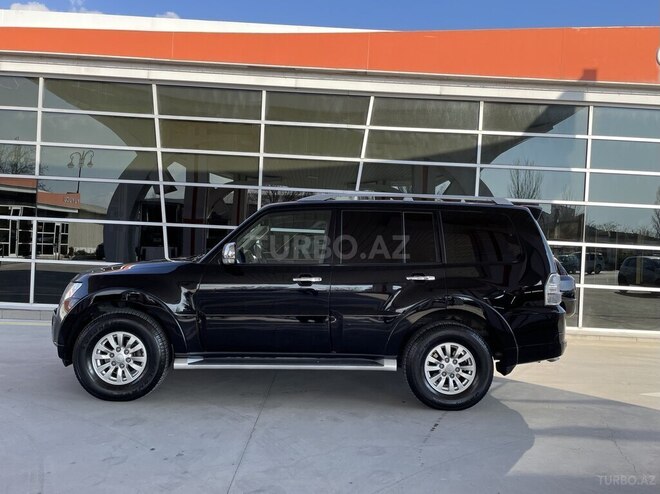 Mitsubishi Pajero 2011, 140,500 km - 3.5 l - Bakı