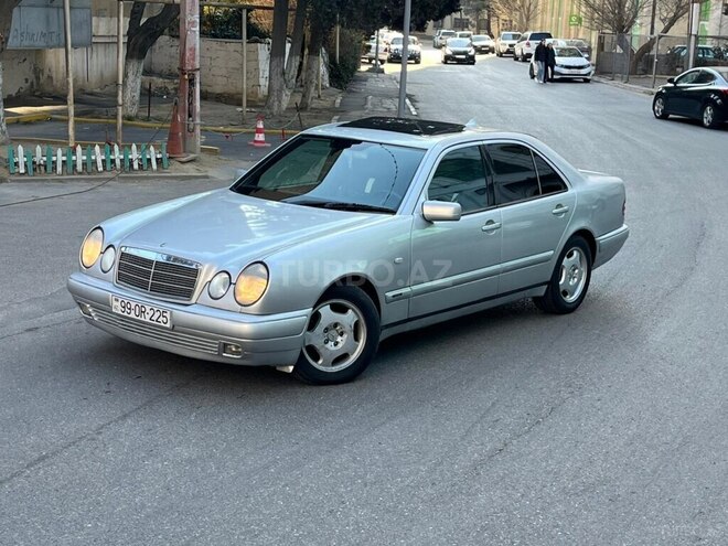 Mercedes E 230 1997, 321,550 km - 2.3 l - Bakı