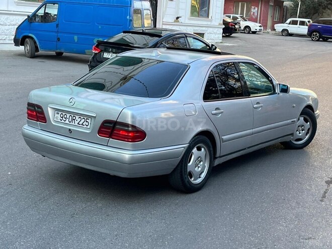 Mercedes E 230 1997, 321,550 km - 2.3 l - Bakı