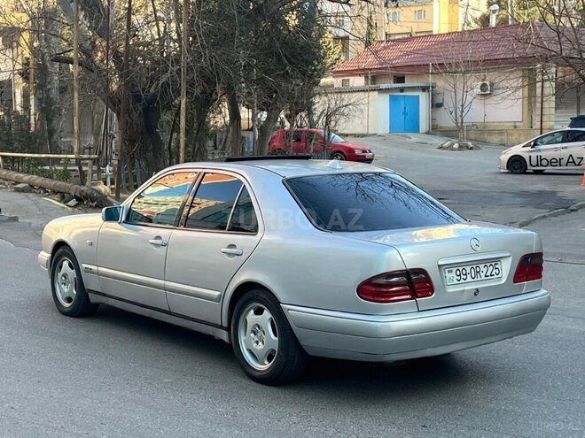 Mercedes E 230 1997, 321,550 km - 2.3 l - Bakı