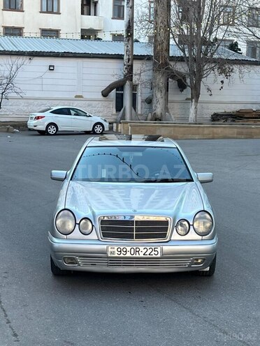 Mercedes E 230 1997, 321,550 km - 2.3 l - Bakı