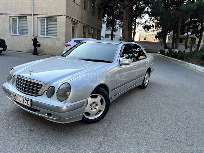 Mercedes E 270 2000, 432,722 km - 2.7 l - Bakı