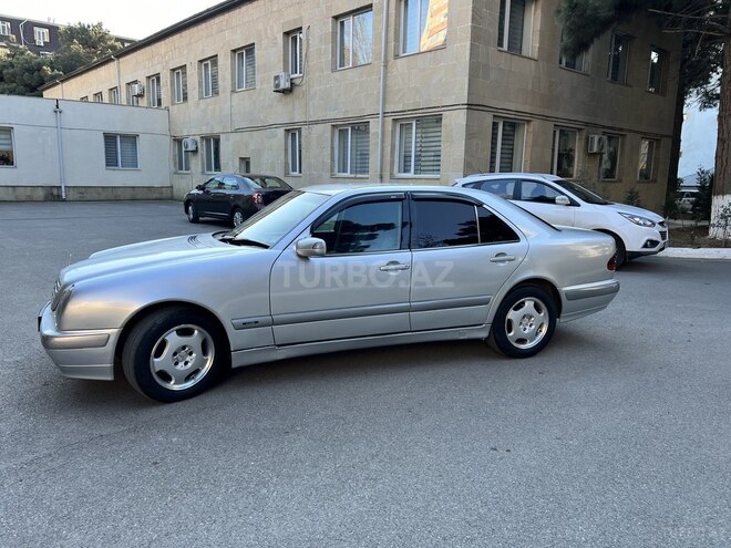 Mercedes E 270 2000, 432,722 km - 2.7 l - Bakı