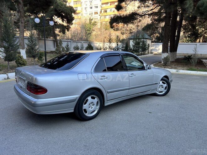 Mercedes E 270 2000, 432,722 km - 2.7 l - Bakı