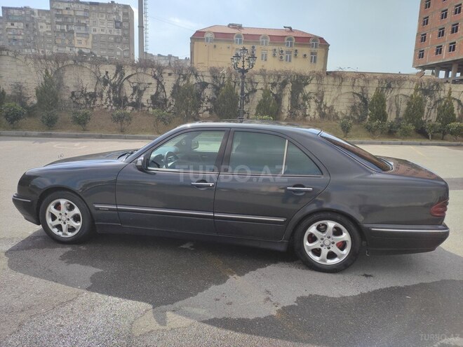 Mercedes E 220 1999, 860,000 km - 2.2 l - Bakı