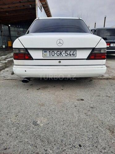 Mercedes E 230 1990, 350,000 km - 2.3 л - Balakən
