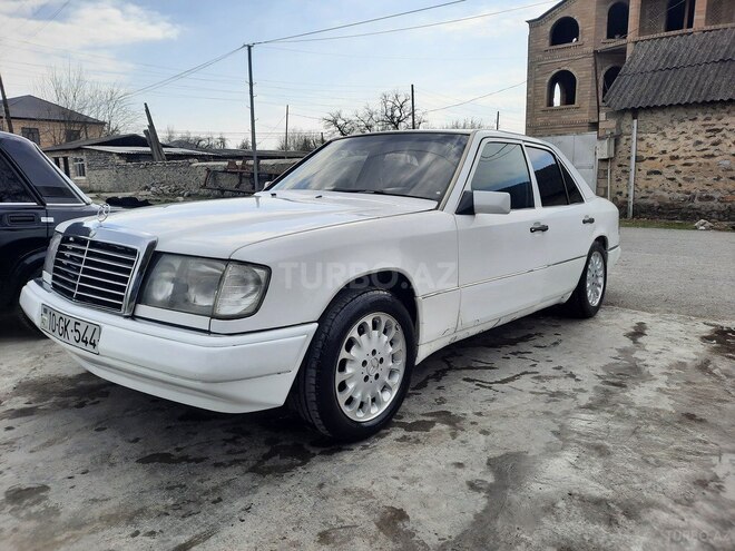 Mercedes E 230 1990, 350,000 km - 2.3 л - Balakən