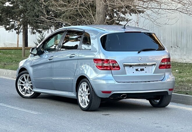 Mercedes B 170 2008, 102,000 km - 1.7 l - Bakı