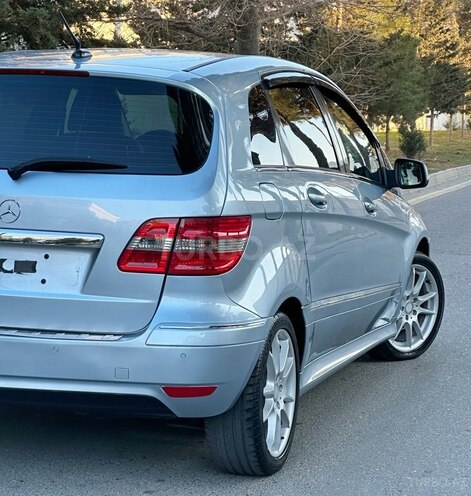 Mercedes B 170 2008, 102,000 km - 1.7 l - Bakı