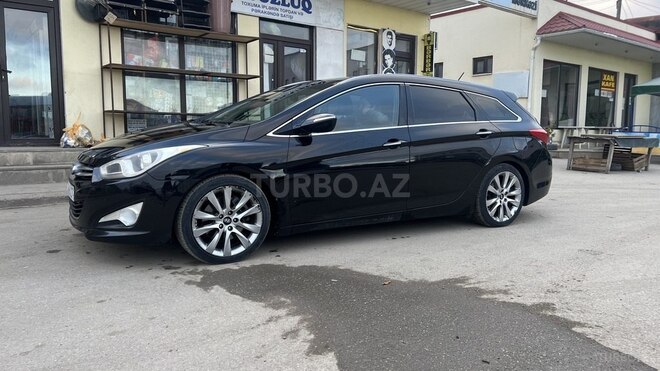 Hyundai i40 2011, 21,000 km - 1.7 l - Quba