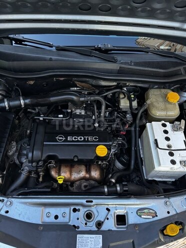 Opel Astra 2006, 288,000 km - 1.4 l - Bakı