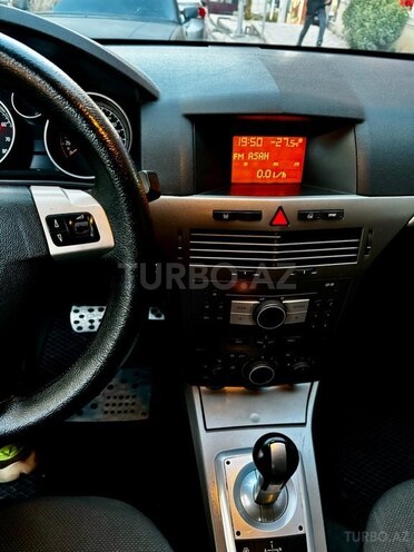 Opel Astra 2006, 288,000 km - 1.4 l - Bakı